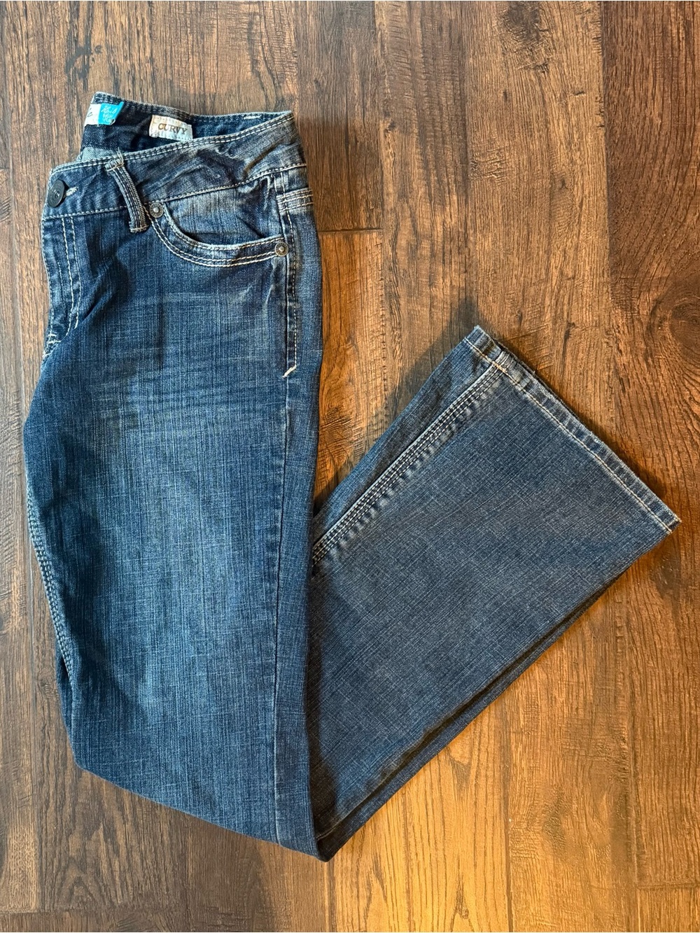 Aeropostale Women's Dark Blue Skinny Flare Cut Jeans